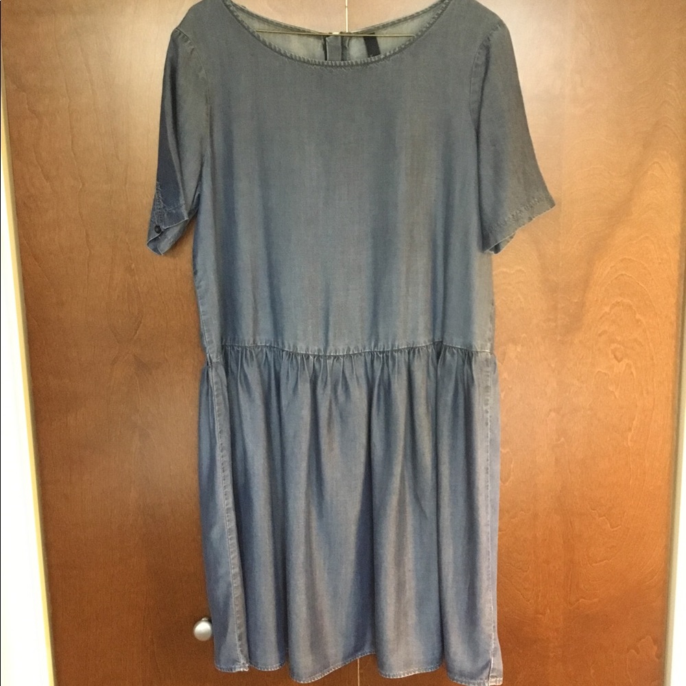 United Colors of Benetton Chambray Dress